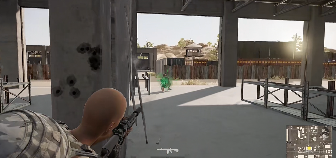 绝地求生如何切换侧瞄准镜