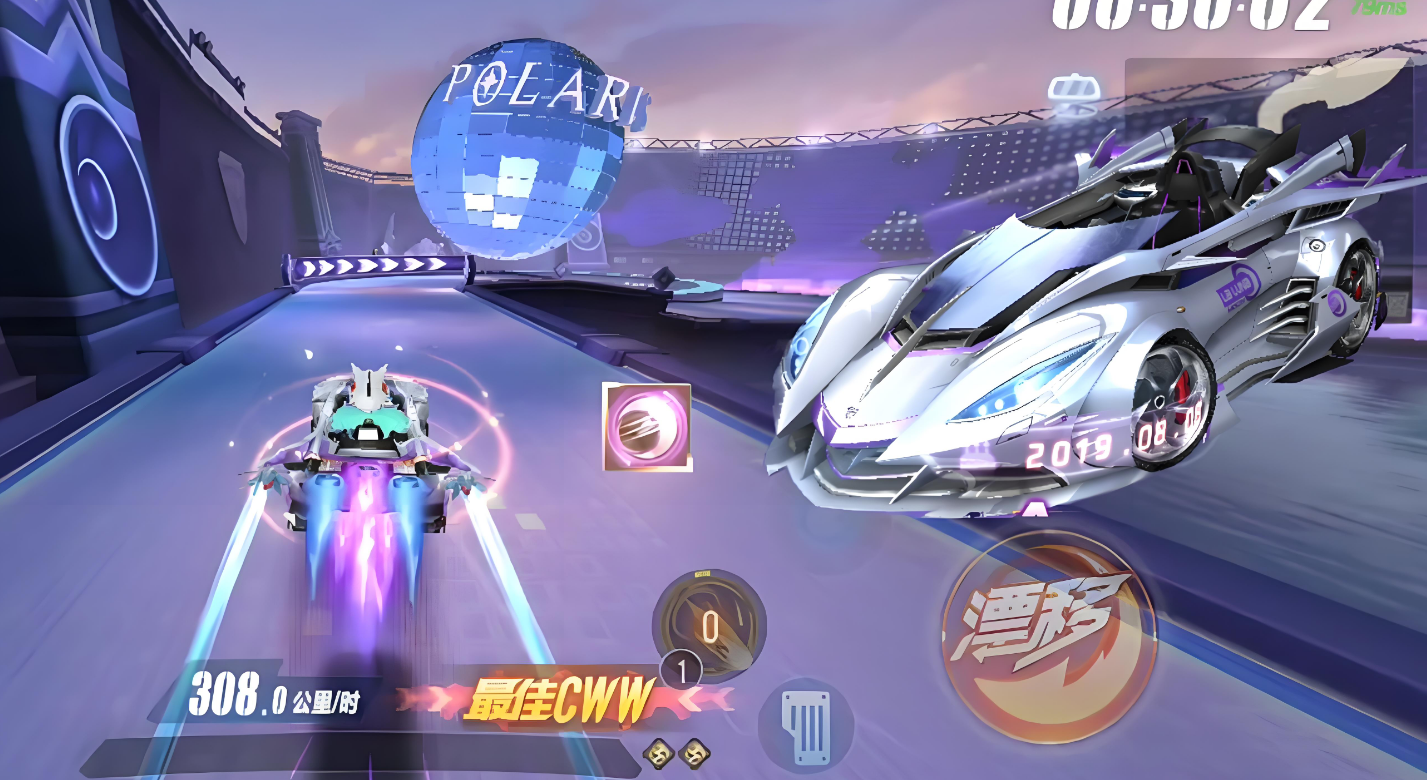 qq飞车月光女神和雷诺哪个好
